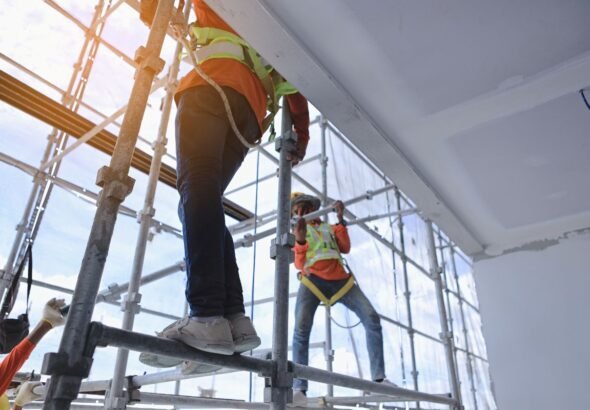 Rusztowanie na budowie